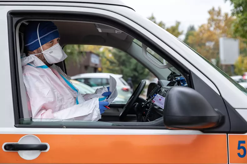 ambulanta-covid-s-30