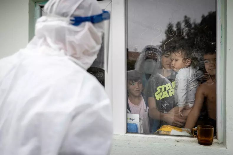 familie-bolnava-covid-s-23