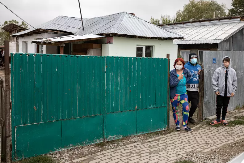 familie-bolnava-covid-s-45