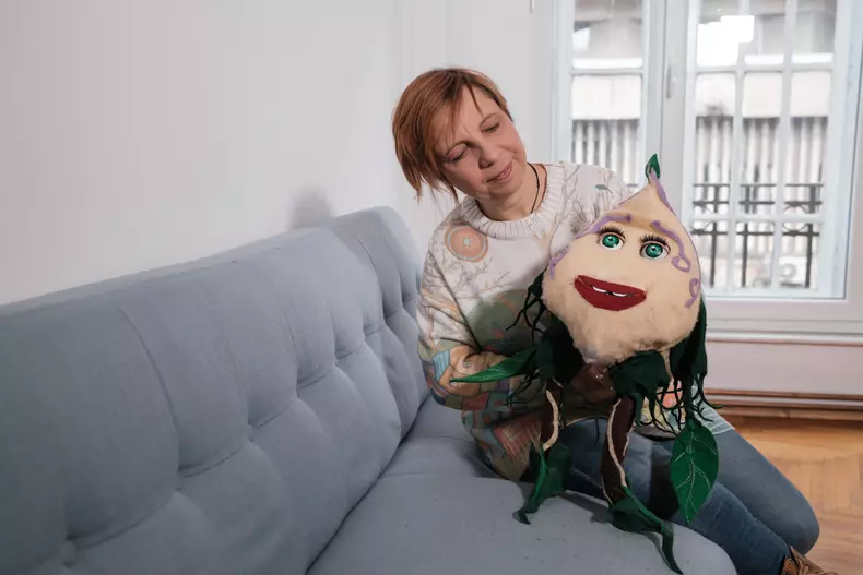 oana popa teatru papusi vlad chirea