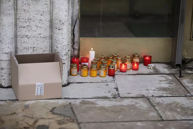 victor-socaciu-priveghi-4-1