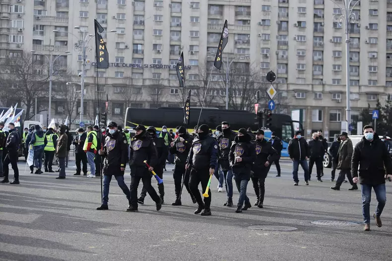 Proteste Poliție în fața Guvernului foto: Dumitru Angelescu