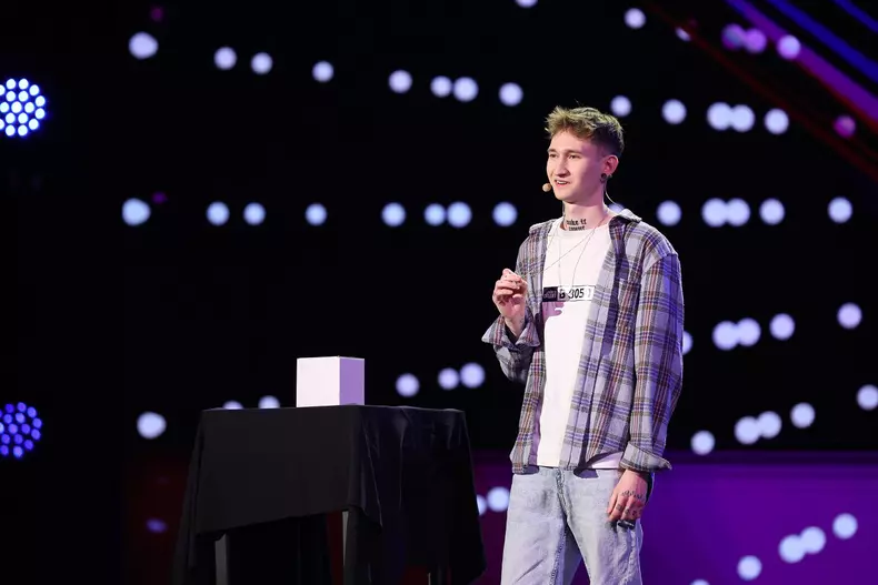 alex-furman-romanii-au-talent-1