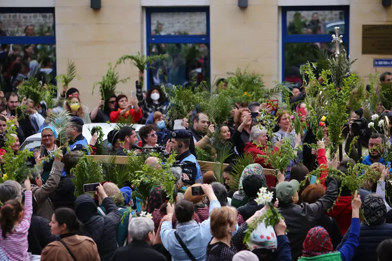 Pelerinaj de Florii în București foto: Dumitru Angelescu