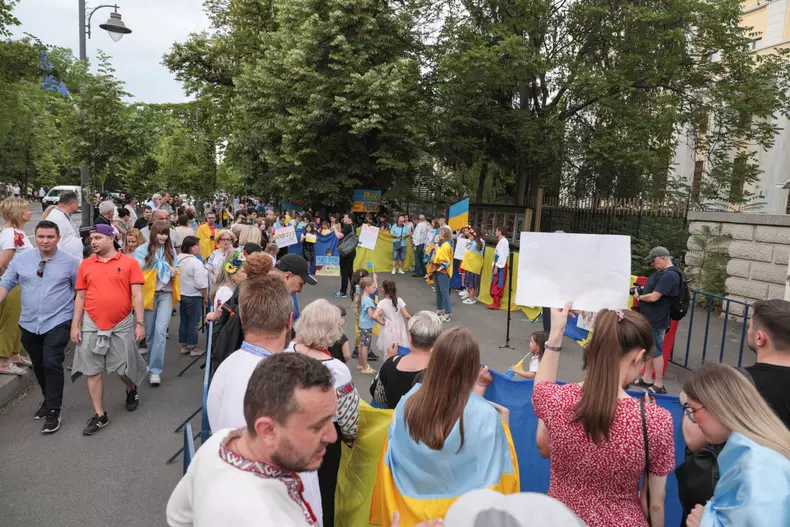 28056203810615509211286276150630843067360750n