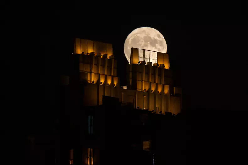 Super moon in China’s Tianjin