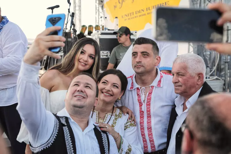 2998149495703924781134231885320254968613181n-1