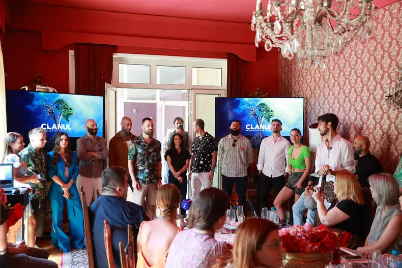 codin-maticiuc-theo-rose-anghel-damian