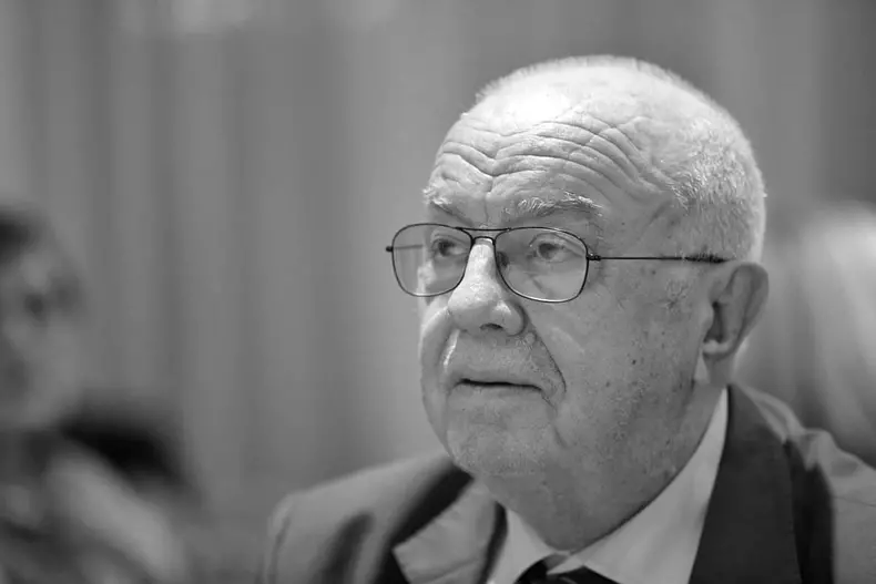 inmormantare alexandru arsinel