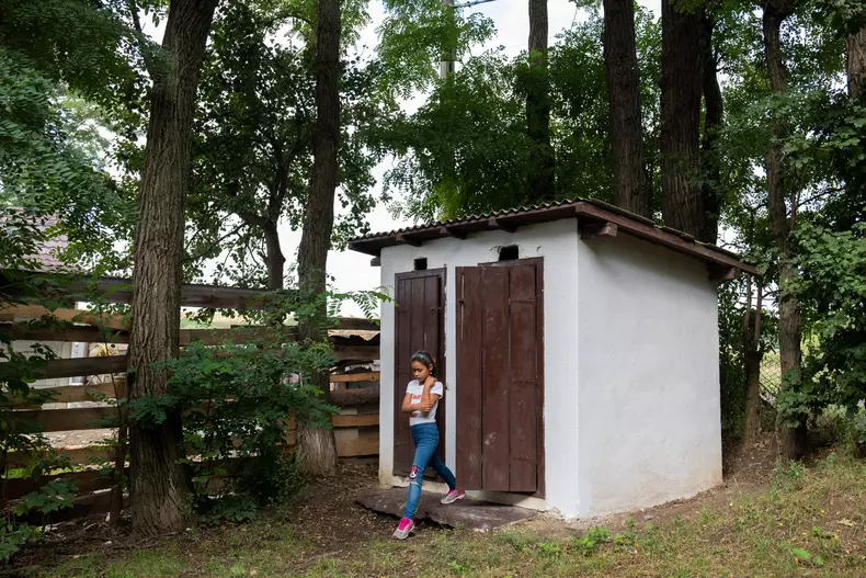 Prima zi de scoala la Stamate, Suceava