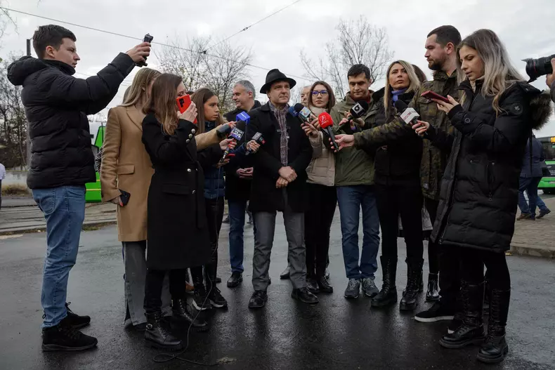 318940713691146042356035771623421573506881n