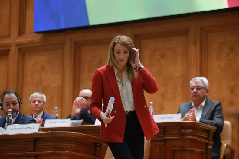 3209554036887543326260354109848733464101411n