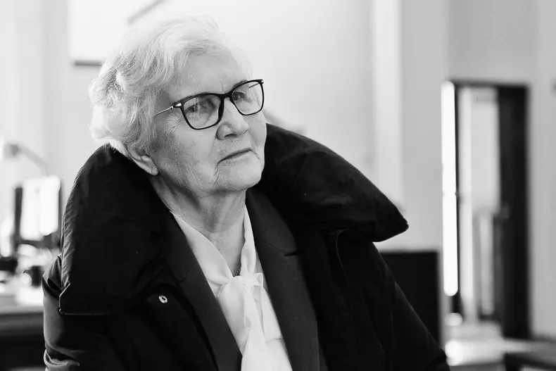 lidia-maksymowicz-s-27