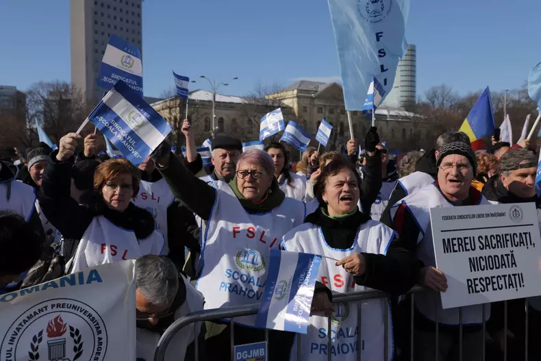 3281456738839386628252853095227380320352992n