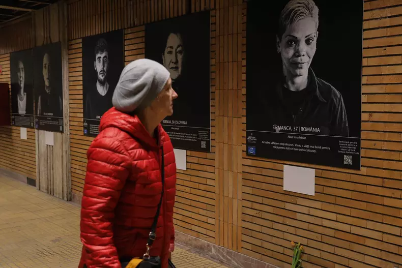 3309728268659935446859246767463703128495853n