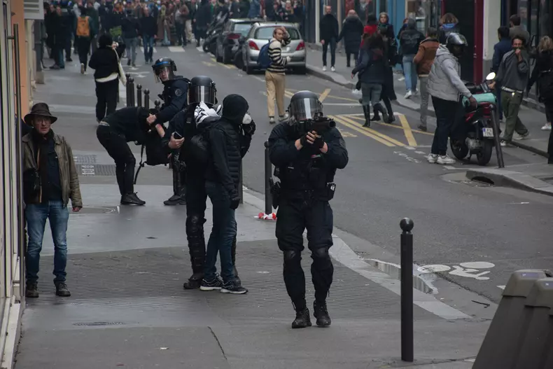 Clashes Erupt During Pension Protest - Paris