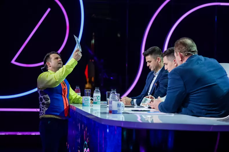 magicianul-robert-tudor-truc-helmuth-duckadam-florin-bratu-florin-gardos-editie-speciala-iumor-super-gooolsezon14