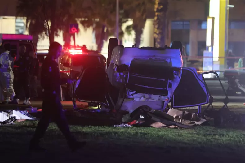 Shooting and ramming attacks in Tel Aviv