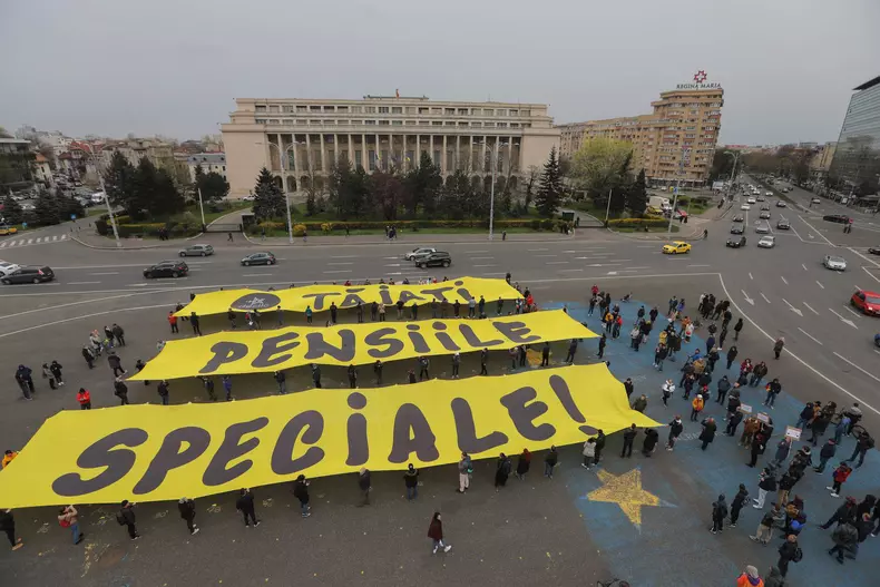 34000795112149240591277433305161849729680367n