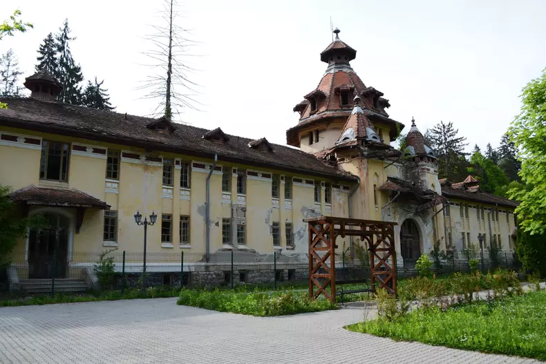 Govora,,Romania,-,May,01,,2015:,A,Section,Of,The