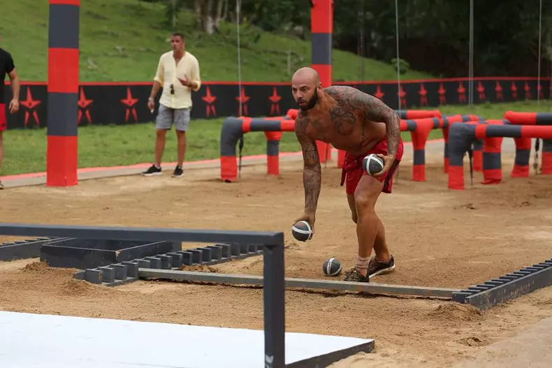 165849472273914157625508901436861889147988n