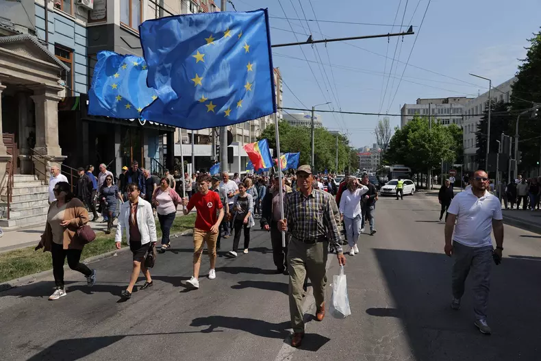 346164989_572068178398093_6874329556973309254_n