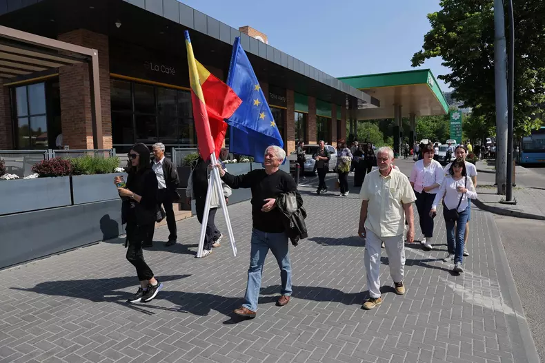 348385950_954716858895317_4031931807546840739_n