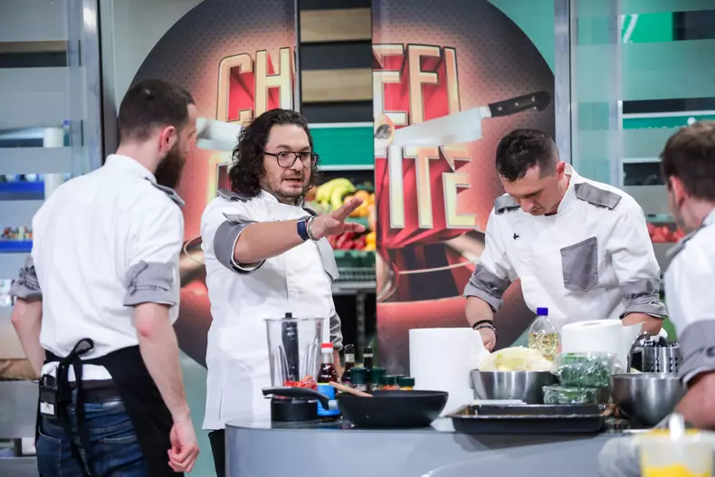 echipele-gatesc-in-aceasta-seara-cu-ingrediente-de-la-roata-extrema3