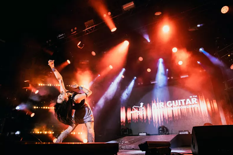 airguitarworldchampionship2023thewinnersevenseasroosamariakauppila-3