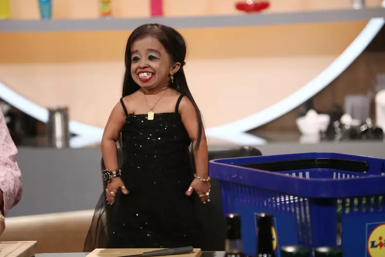 cea-mai-mica-femeie-din-lume