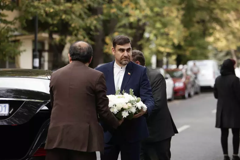 3944462103127812581588771184552026606746683n