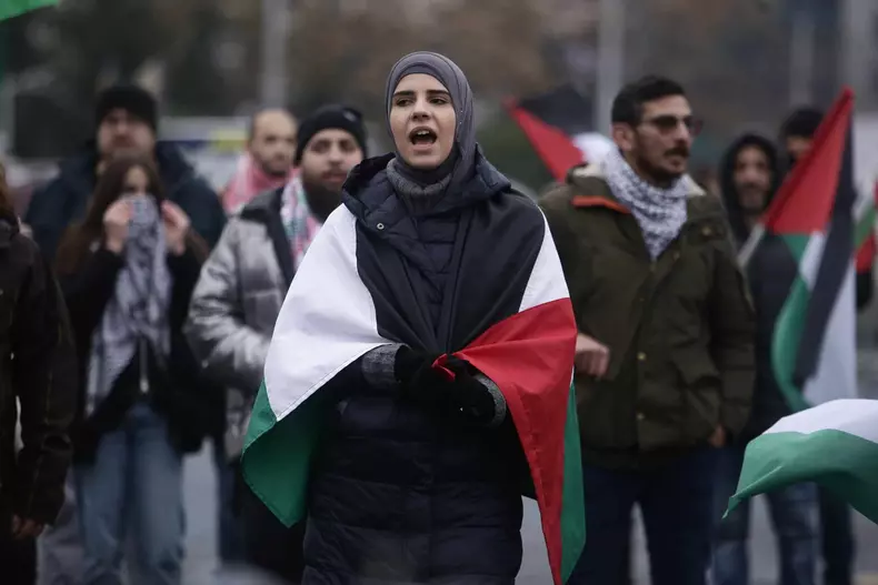 40066070510610114715857115652582372294925872n