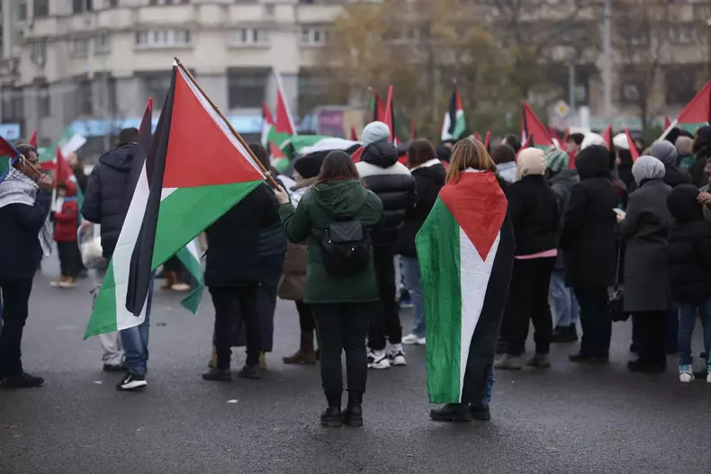 40592636723164461352180841253591848929364821n