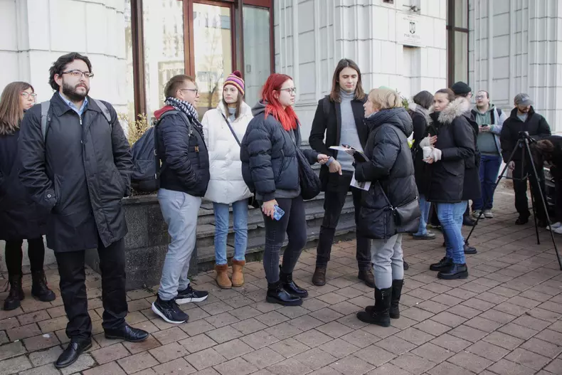 4101572168950360285175568394485708231253950n