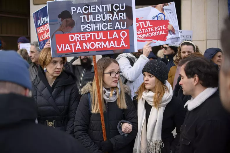 BUCURESTI - CNAS - PROTEST - MEDICI DE FAMILIE SI DIN AMBULATORI