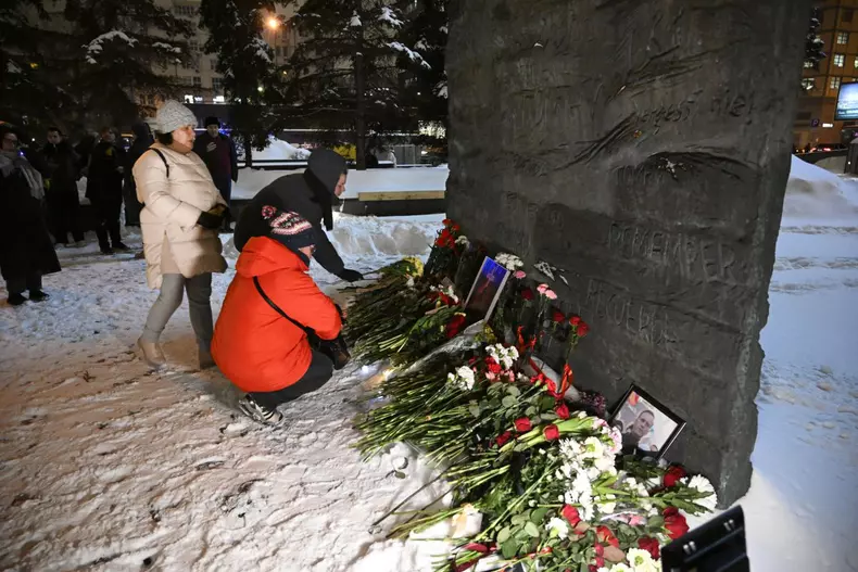 Russia Navalny Obit