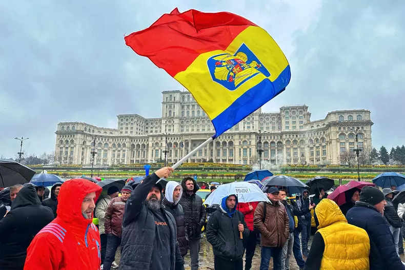 proteste-taxiuri-piata-constitutiei-12