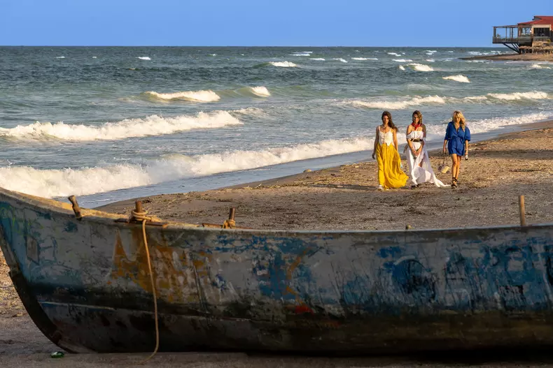 ada-adela-si-laura-retreat-vama-veche