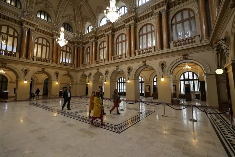sala-de-marmura-1