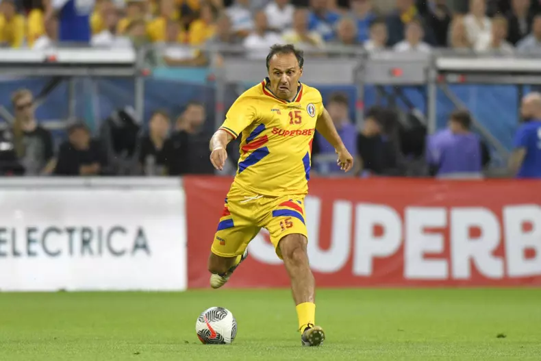 ARENA NATIONALA - MECI DE ADIO - GENERATIA DE AUR - LEGENDELE LU