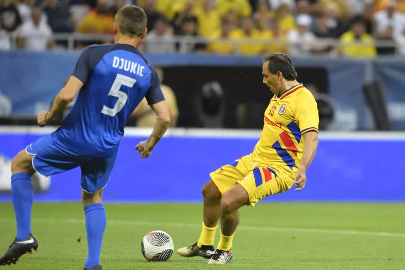 ARENA NATIONALA - MECI DE ADIO - GENERATIA DE AUR - LEGENDELE LU