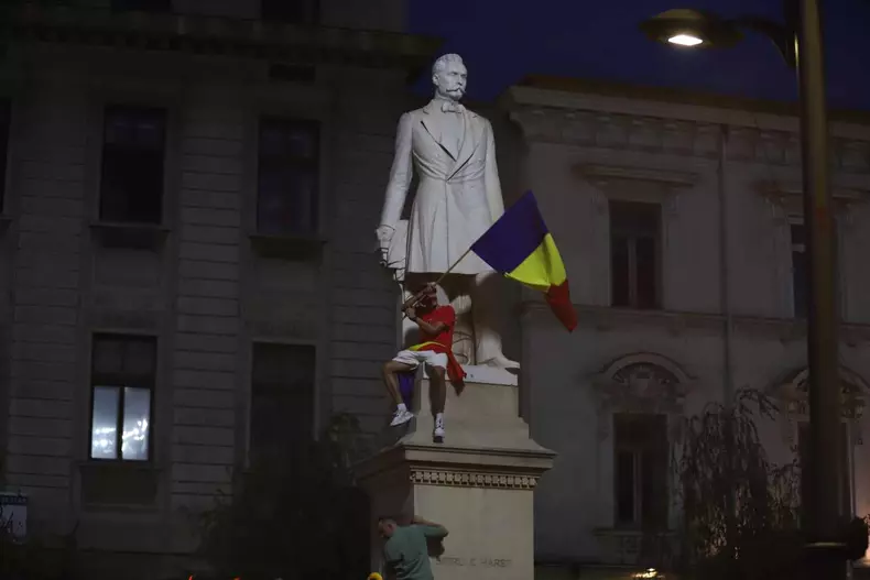 44857731511651678046350901582578266895338575n