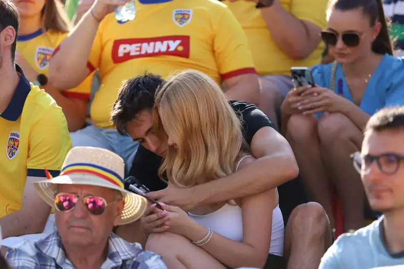 4487222264506589945311777841684089814547616n