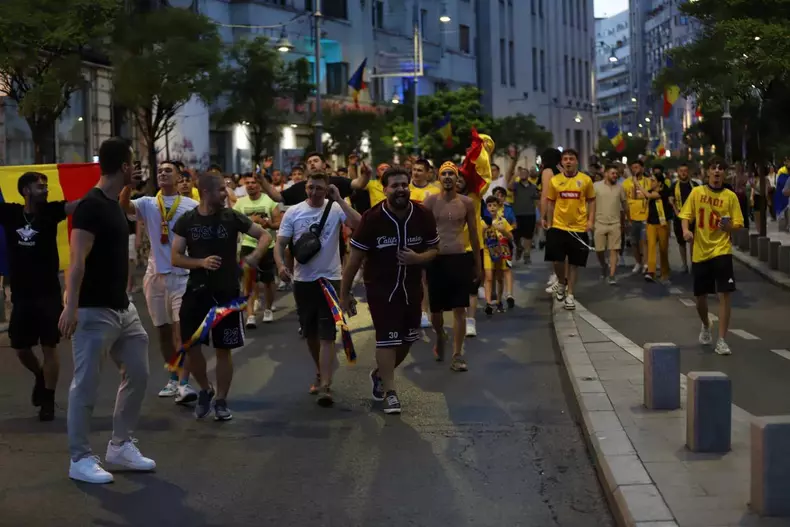 4488628774945189764410765761979549184198256n