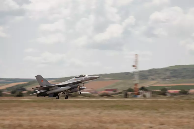 avioane-f-16-norvegia-campia-turzii-001-7