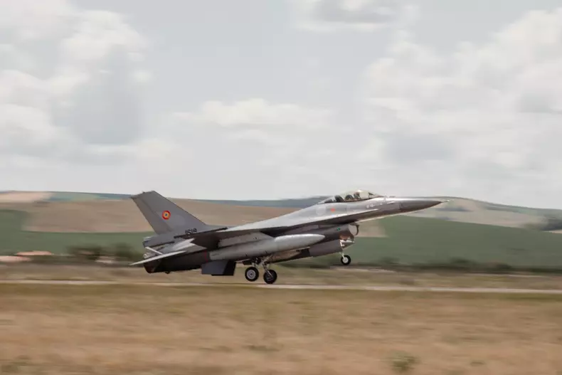 avioane-f-16-norvegia-campia-turzii-001-8