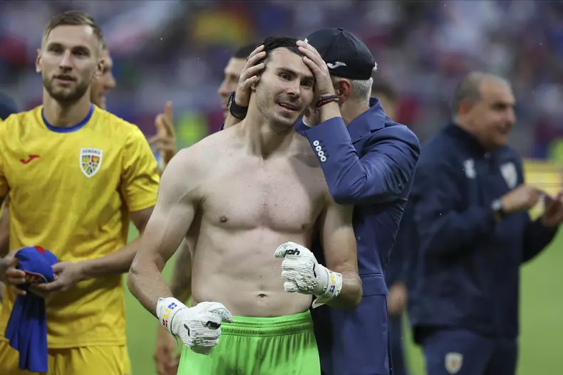 instantfinalmeciromslo12inquamphotosstefanconstantin