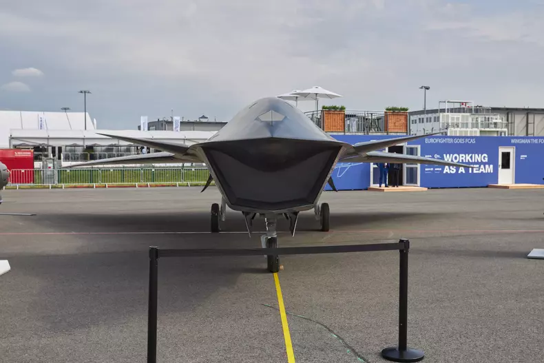 Airbus Wingman (Drohne im Kampfjet-Groesse) - ILA 2024 Internationale Luft- und Raumfahrtausstellung 2024 auf dem Flugha