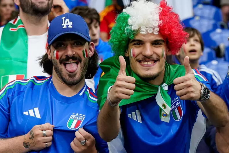 Gelsenkirchen, Germany, June 20th 2024: Fans of Italy inside the stadium during the UEFA EURO, EM, Europameisterschaft,F