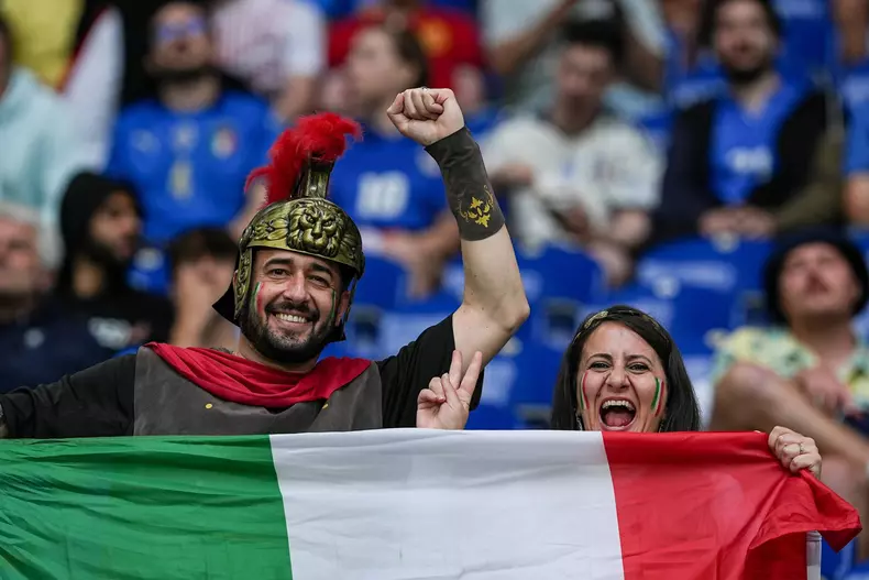 Gelsenkirchen, Germany, June 20th 2024: Fans of Italy inside the stadium during the UEFA EURO, EM, Europameisterschaft,F